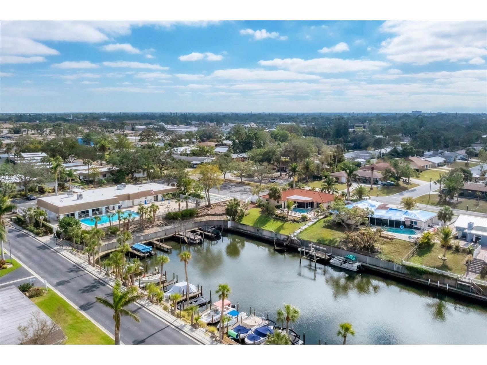2713 Riverbluff Court #V101 Sarasota FL 34231 A4686360 image38