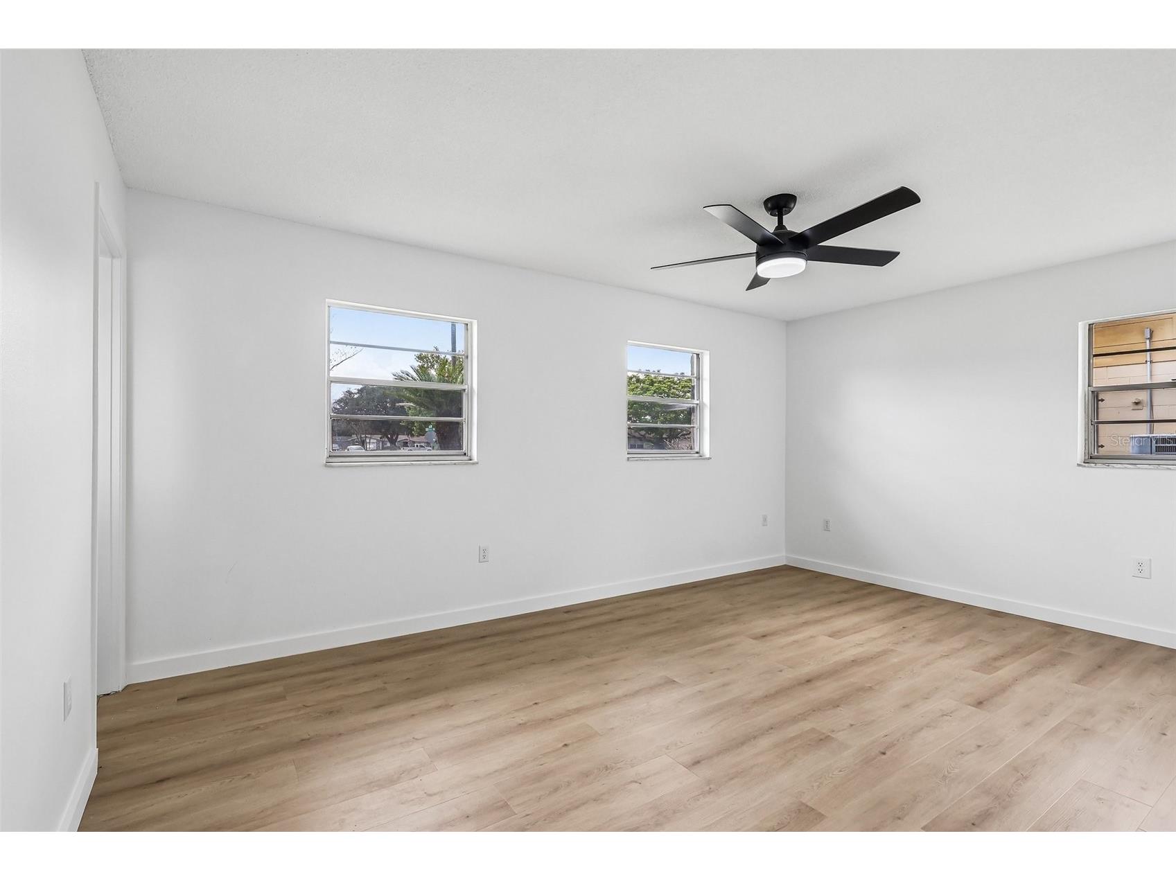 2713 Yucca Street Orlando FL 32807 O6409204 image26