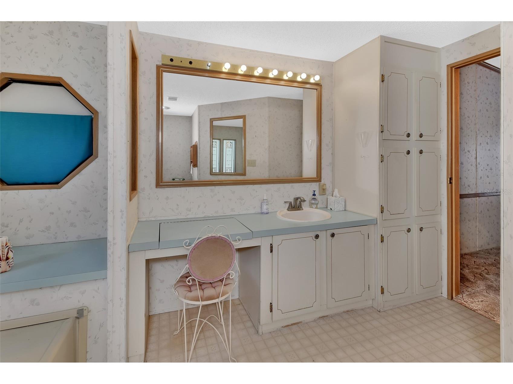 27130 Fishermans Road Paisley FL 32767 V4947089 image25