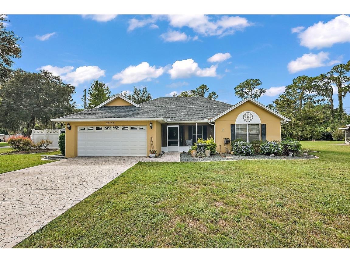 27135 Pine Street Yalaha FL 34797 G5074283 image1