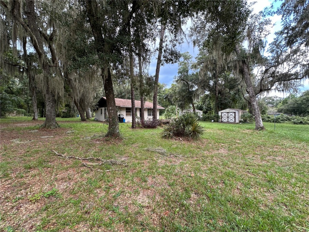27135 SE Highway 42 Umatilla FL 32784 OM686342 image1