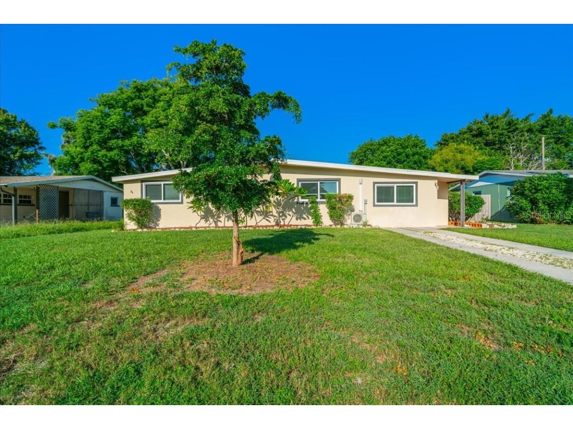 2714 21st Street W Bradenton FL 34205 A4624555 image1