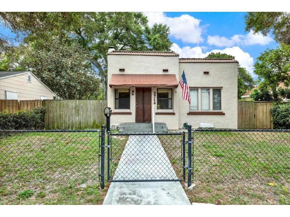2714 36th Avenue N Saint Petersburg FL 33713 U8235335 image1