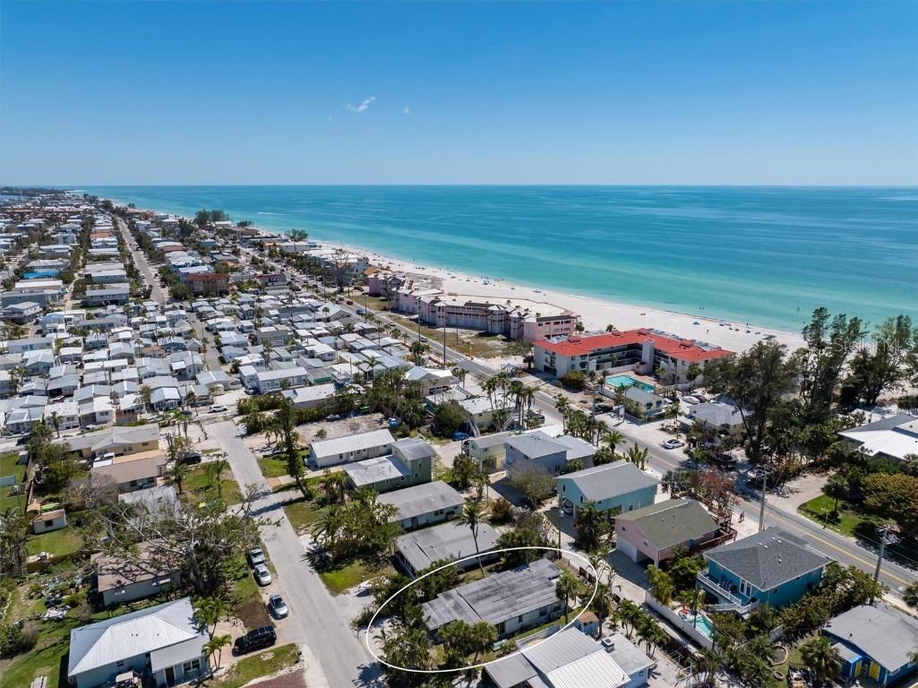 2714 Avenue C Holmes Beach FL 34217 A4671617 image10