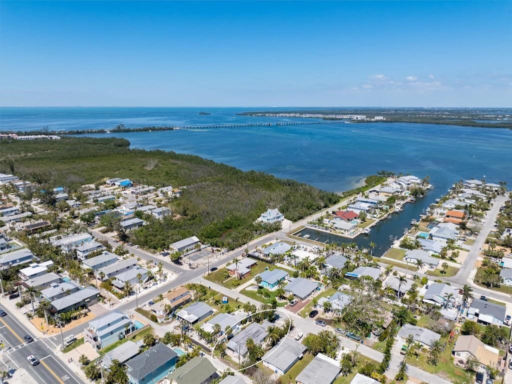 2714 Avenue C Holmes Beach FL 34217 A4671617 image13