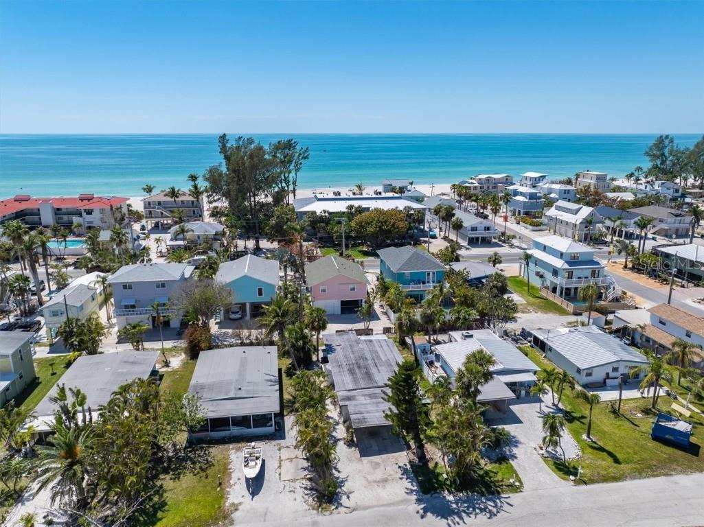 2714 Avenue C Holmes Beach FL 34217 A4671617 image3