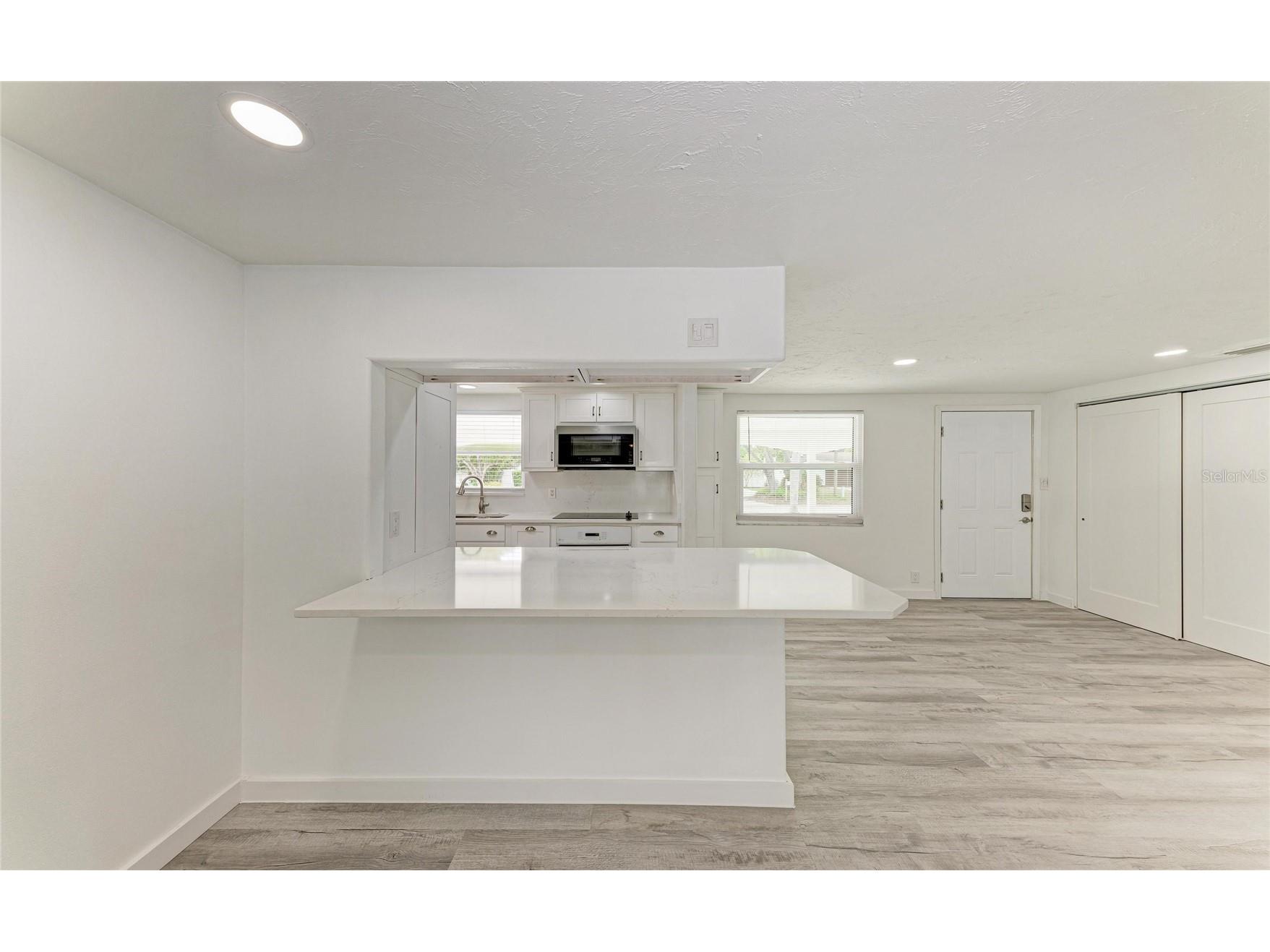 2714 Datura Street Sarasota FL 34239 N6144604 image13