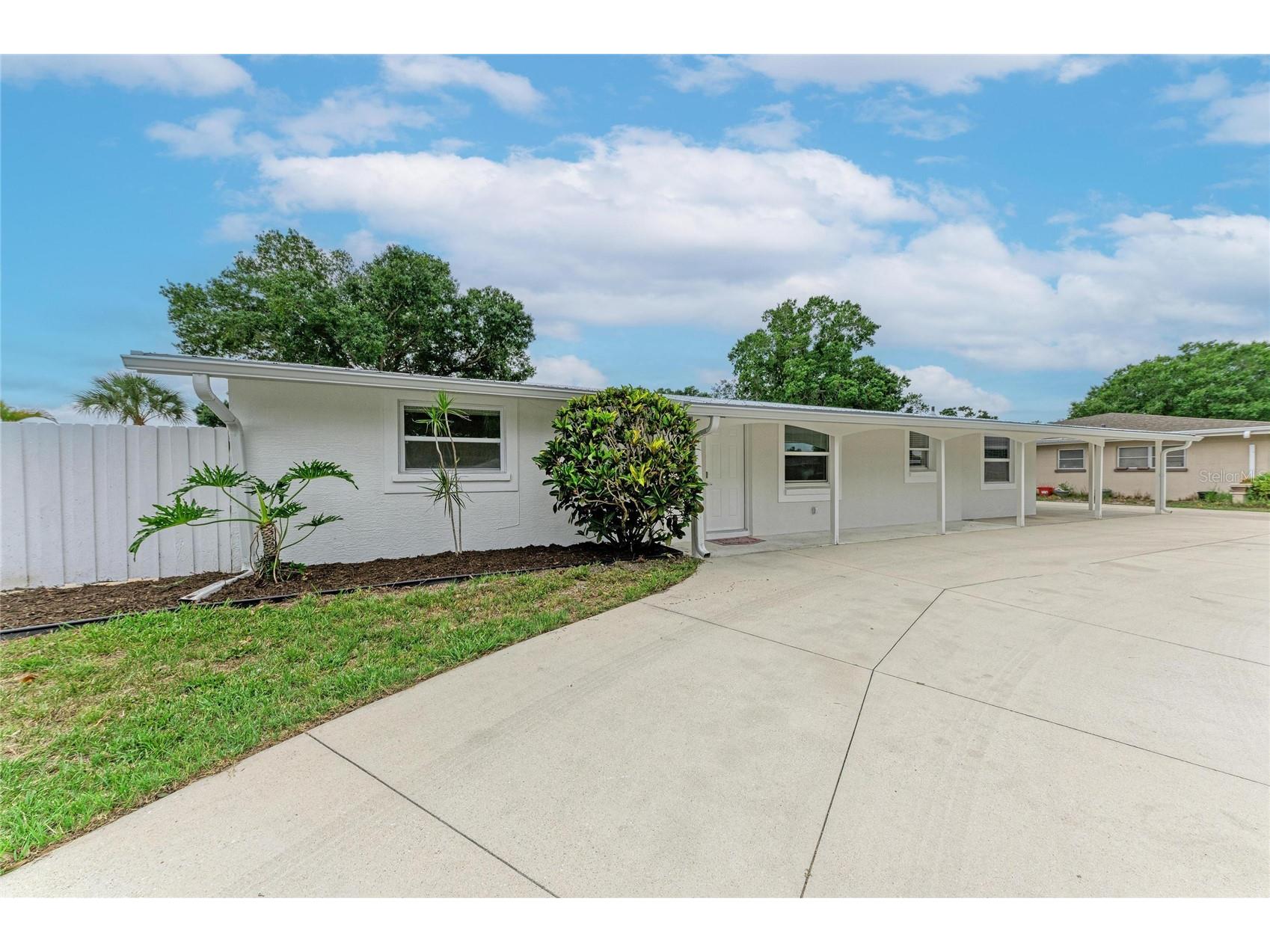 2714 Datura Street Sarasota FL 34239 N6144604 image3