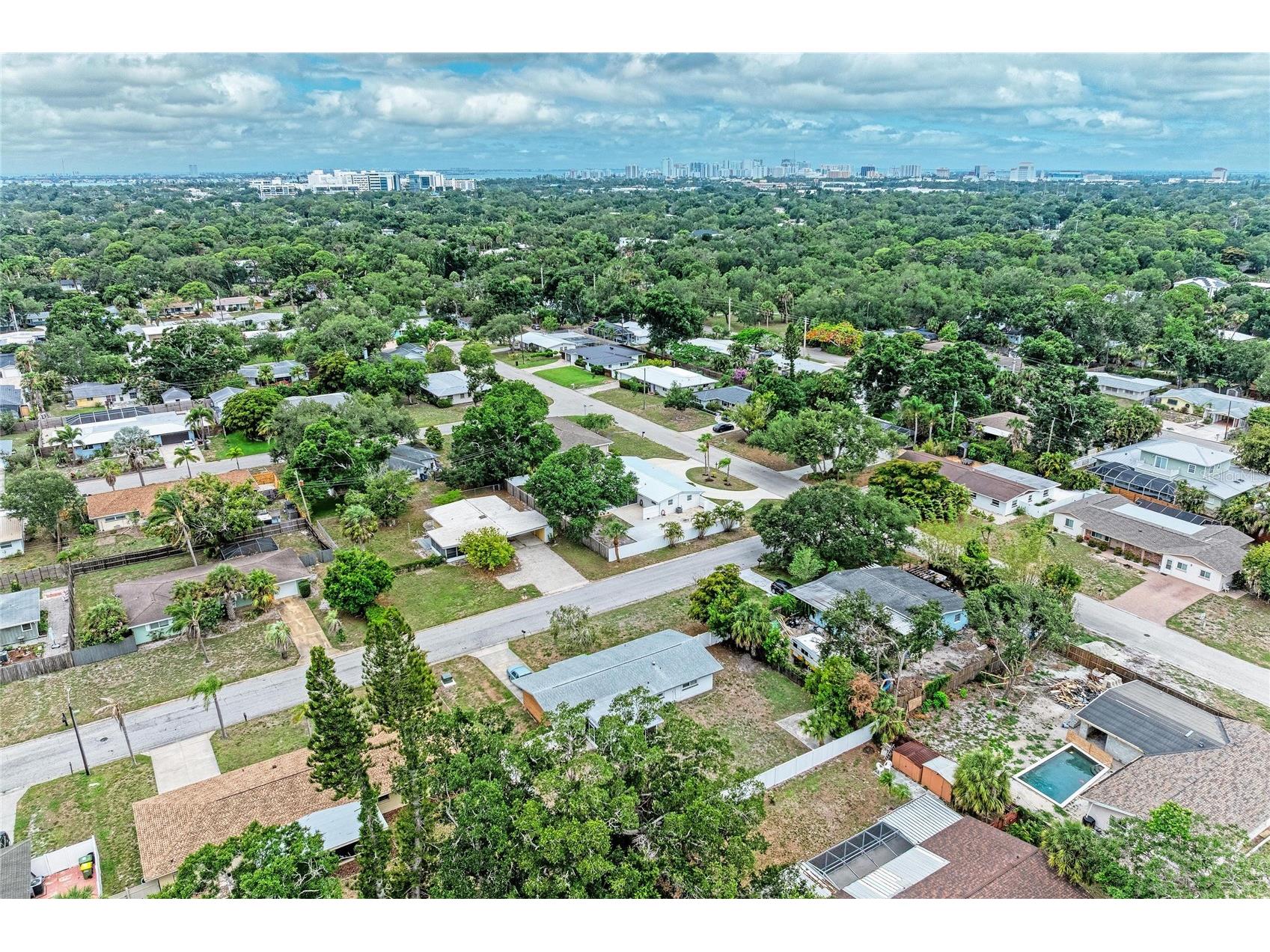 2714 Datura Street Sarasota FL 34239 N6144604 image60