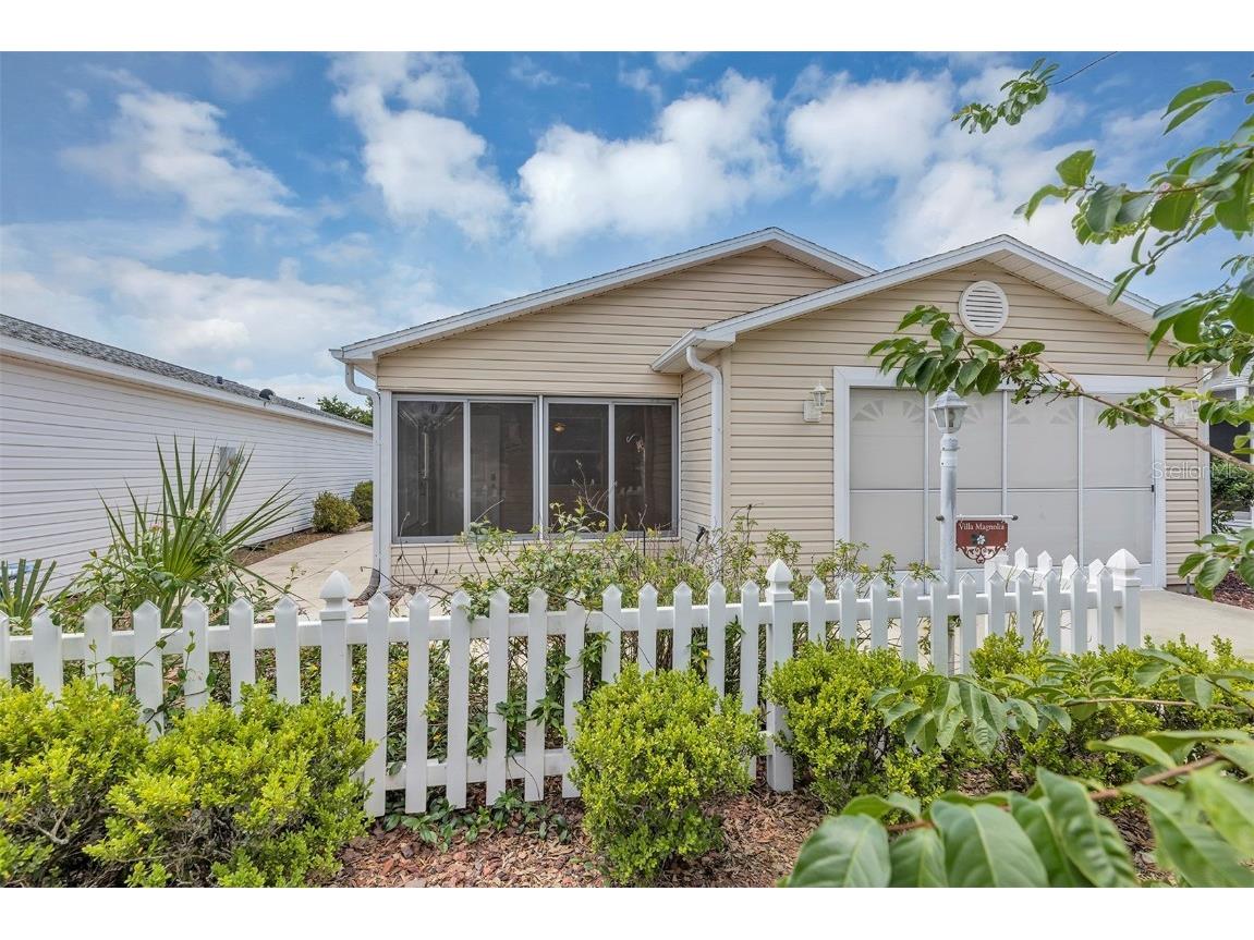 2714 Moncayo Avenue The Villages FL 32162 O6310185 image1