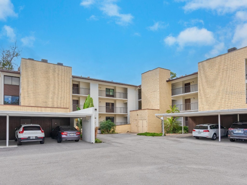 2714 Orchid Oaks Drive #101 Sarasota FL 34239 - PHILLIPPI CREEK A4673251 image1