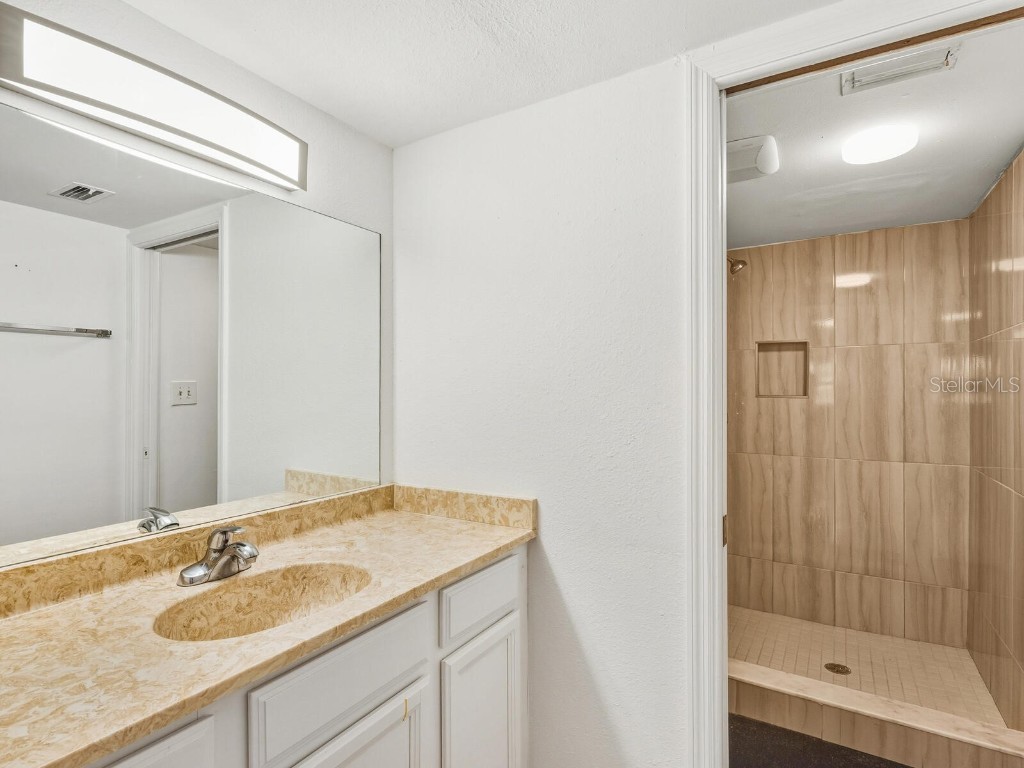 2714 Orchid Oaks Drive #101 Sarasota FL 34239 - PHILLIPPI CREEK A4673251 image17