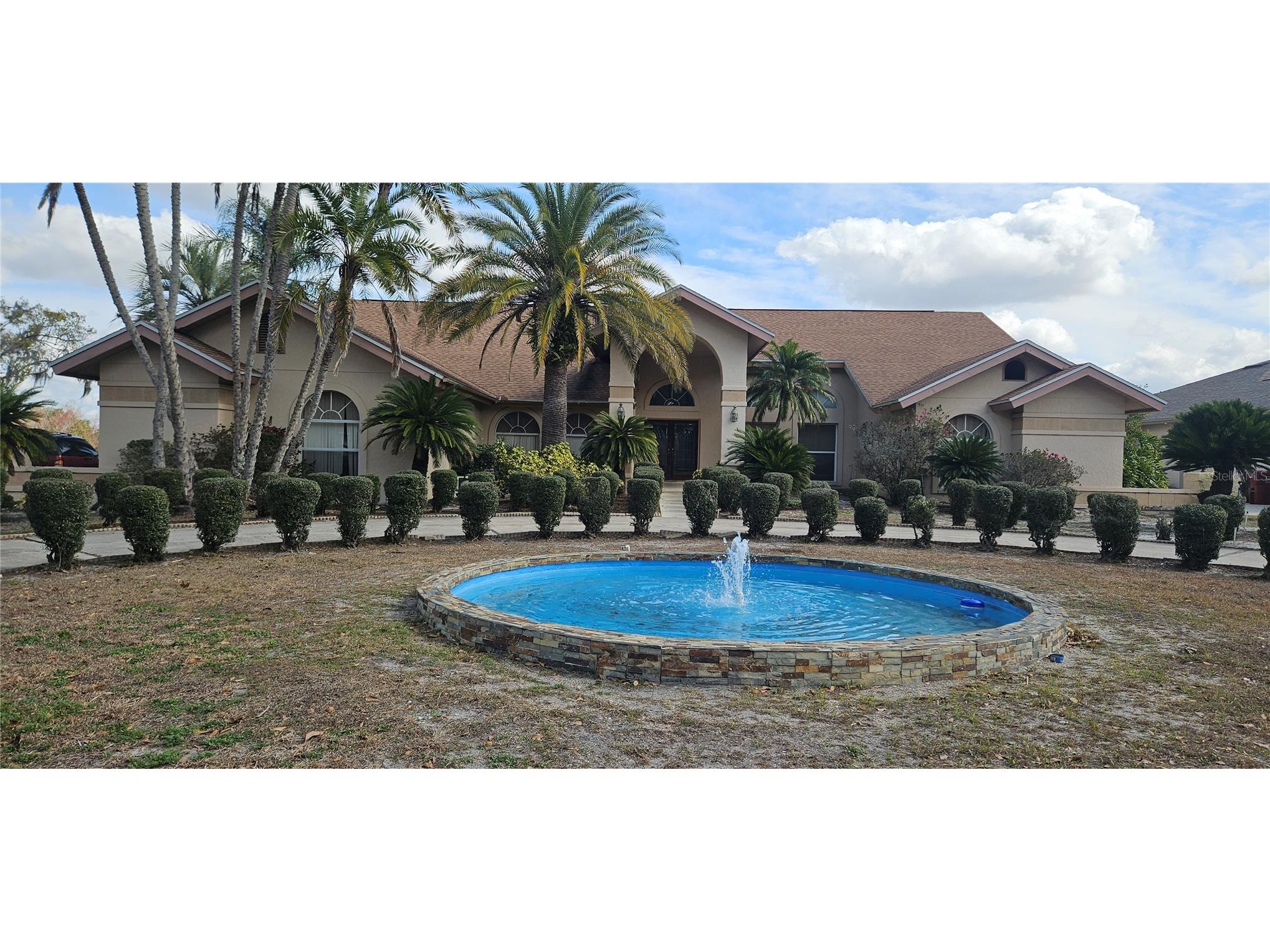 2714 Pine Club Drive Plant City FL 33566 TB8468491 image1