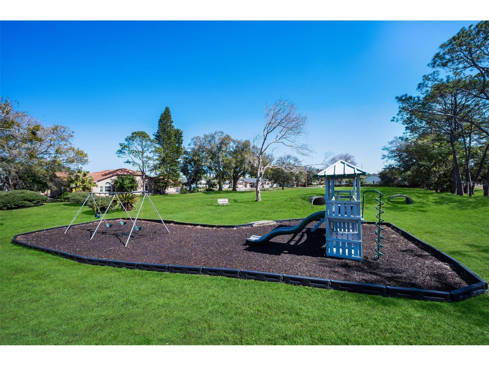 2714 Resnik Circle W Palm Harbor FL 34683 TB8513727 image43