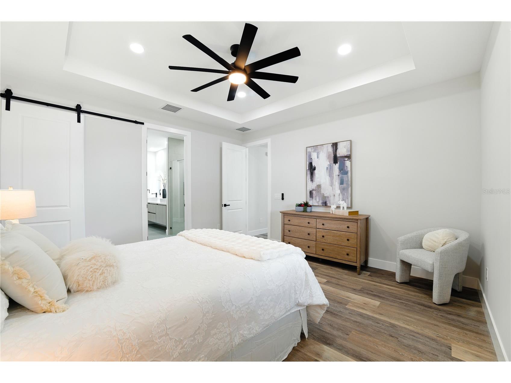 2714 W 1/2 Tampa Bay Boulevard Tampa FL 33607 TB8480871 image7