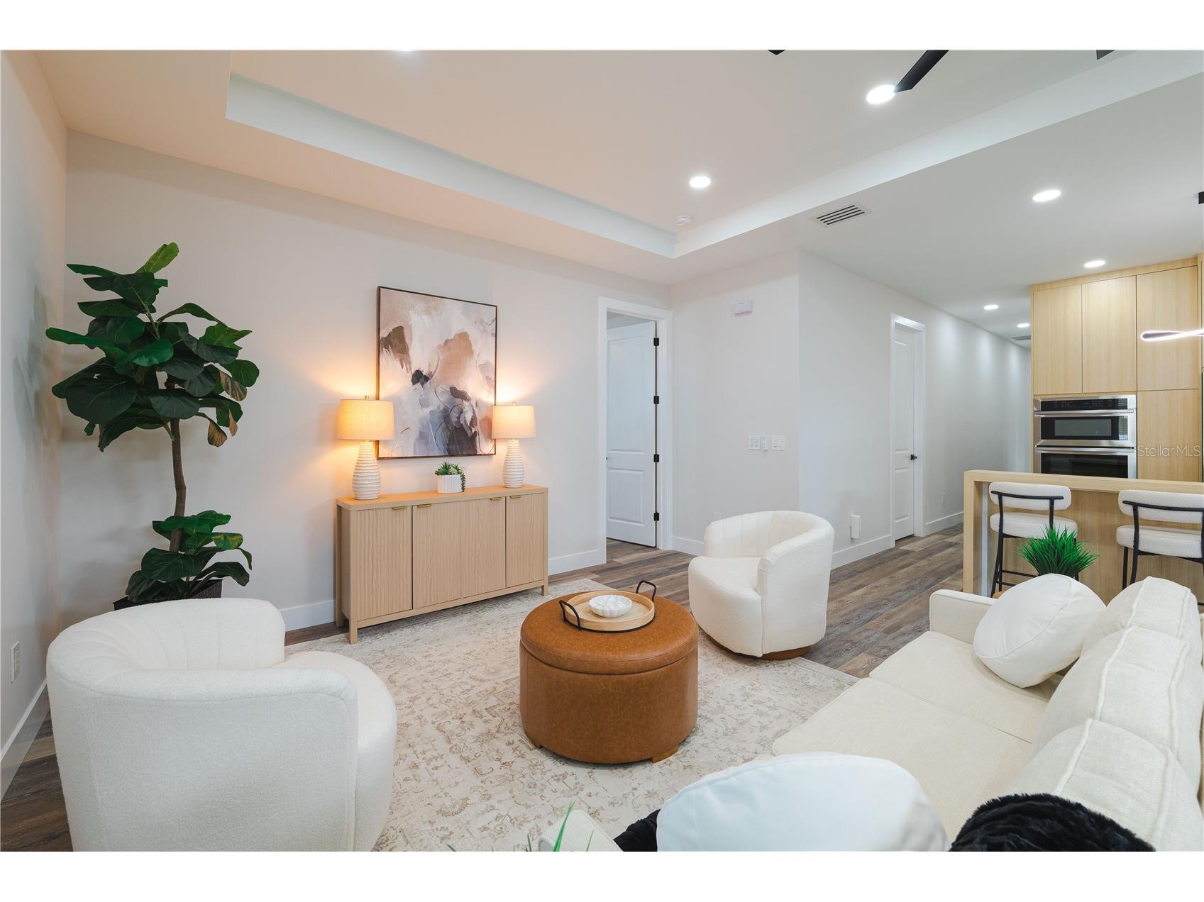 2714 W 1/2 Tampa Bay Boulevard Tampa FL 33607 TB8480871 image8