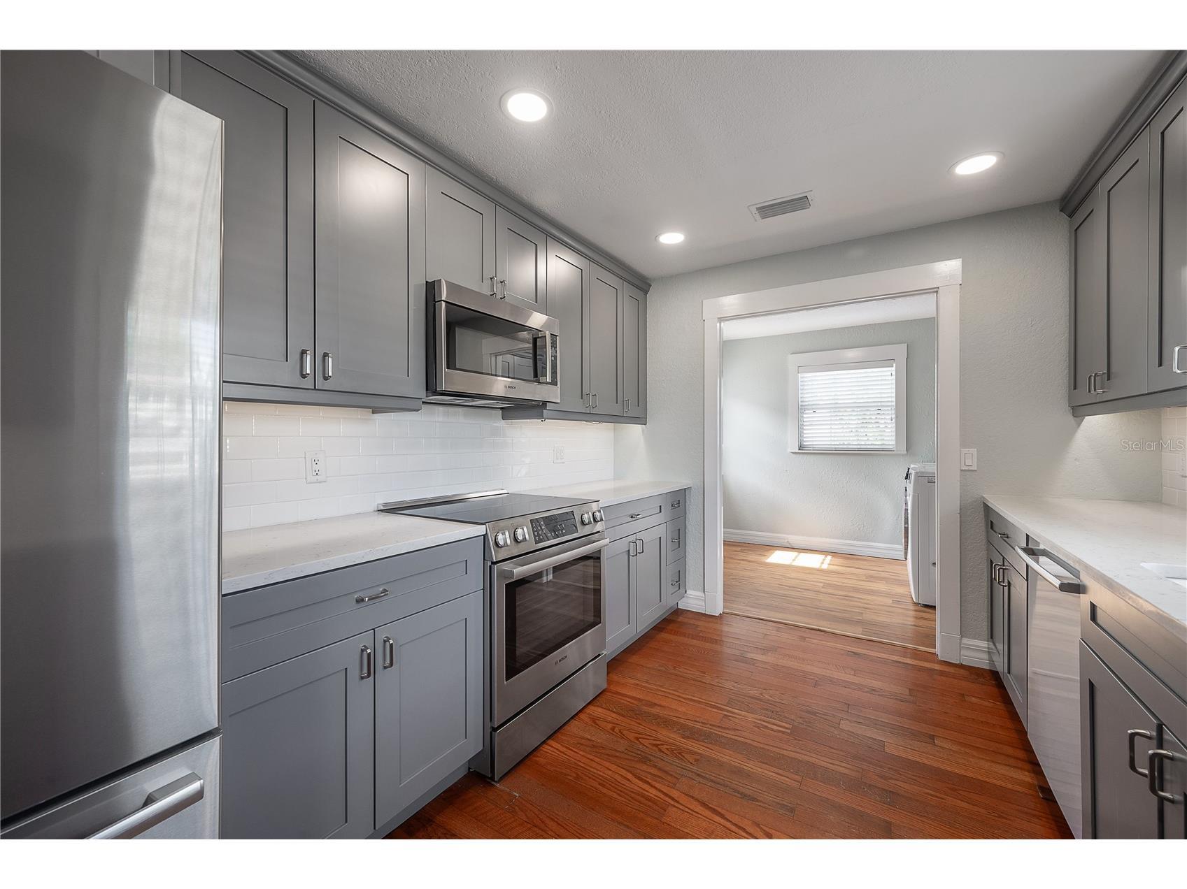 2714 W Fig Street Tampa FL 33609 TB8508906 image11