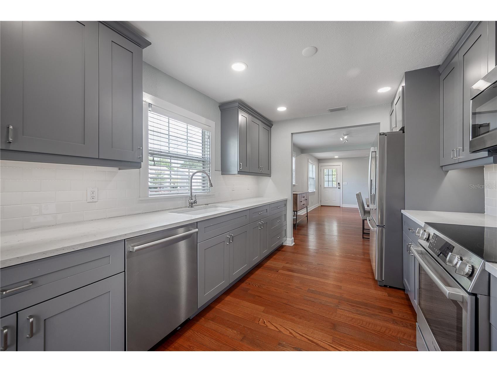 2714 W Fig Street Tampa FL 33609 TB8508906 image12