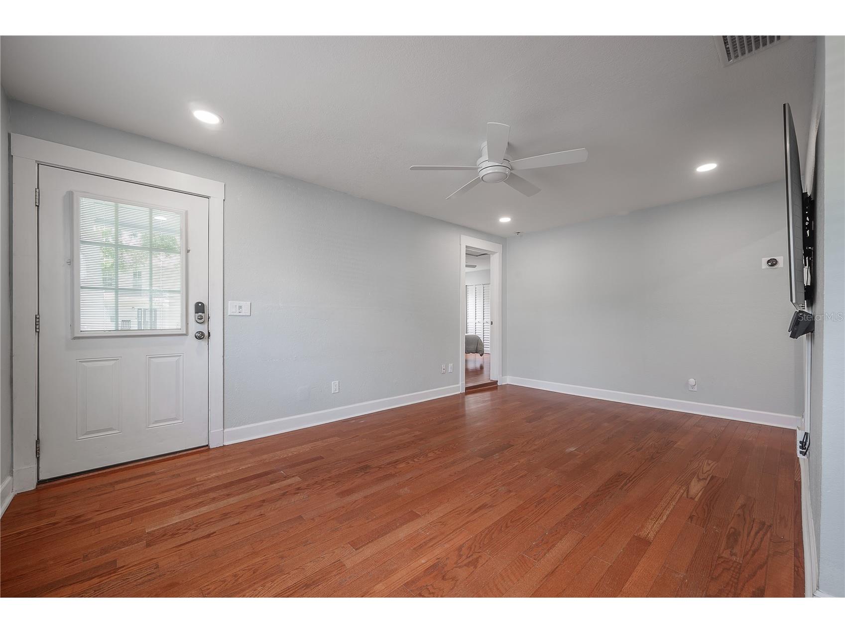 2714 W Fig Street Tampa FL 33609 TB8508906 image5