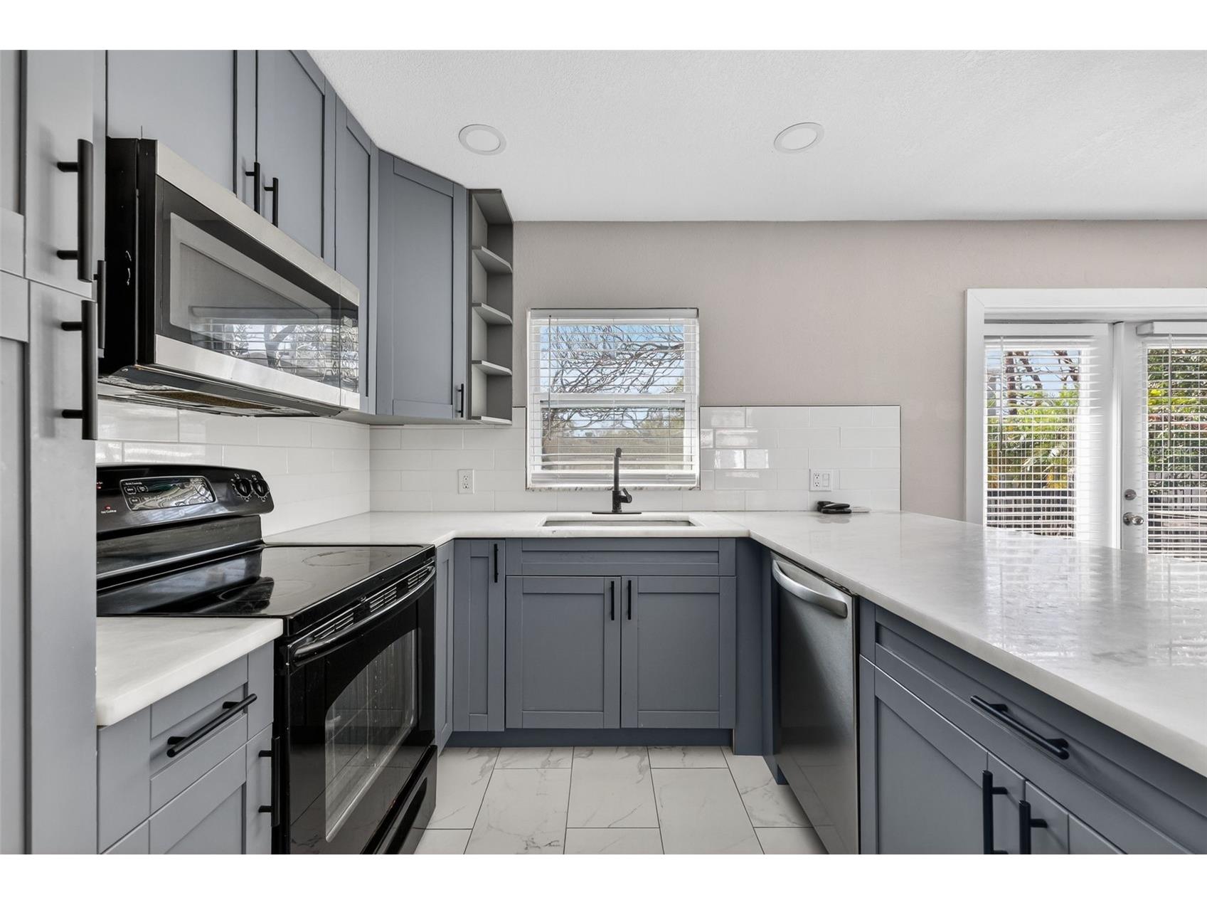 2714 W Grace Street Tampa FL 33607 TB8480193 image12