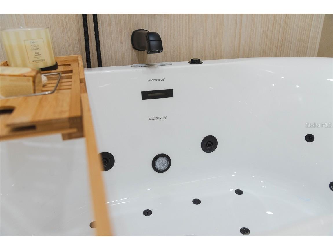 2714 W Tampa Bay Boulevard Tampa FL 33607 TB8419475 image18