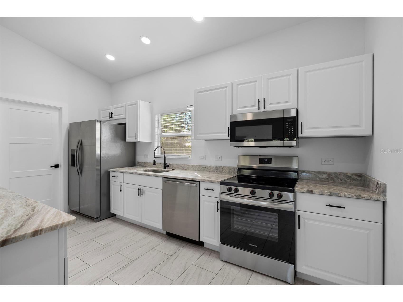 27141 Alhambra Drive Punta Gorda FL 33955 C7521770 image18