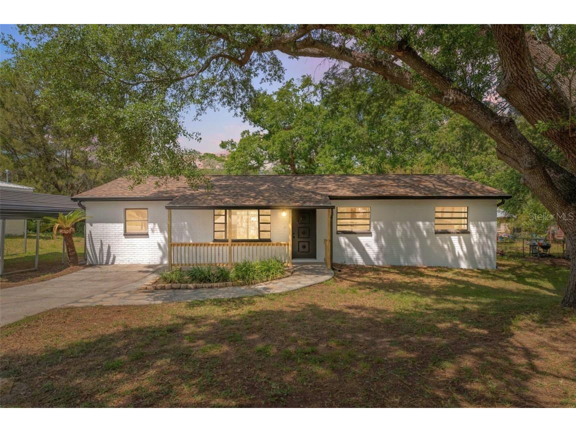 27149 Simona Avenue Brooksville FL 34602 W7874018 image1