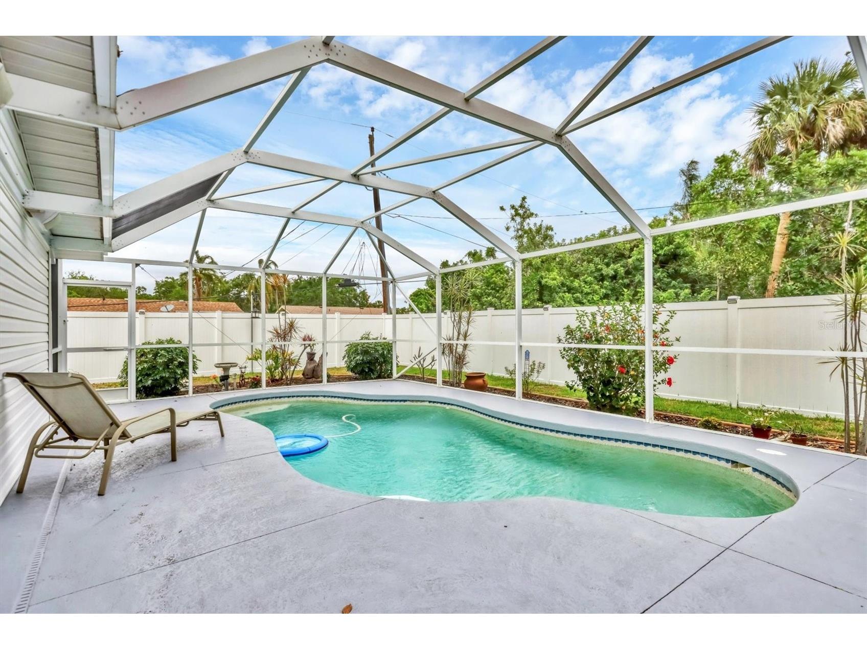 2715 52nd Avenue Terrace W Bradenton FL 34207 A4686957 image25