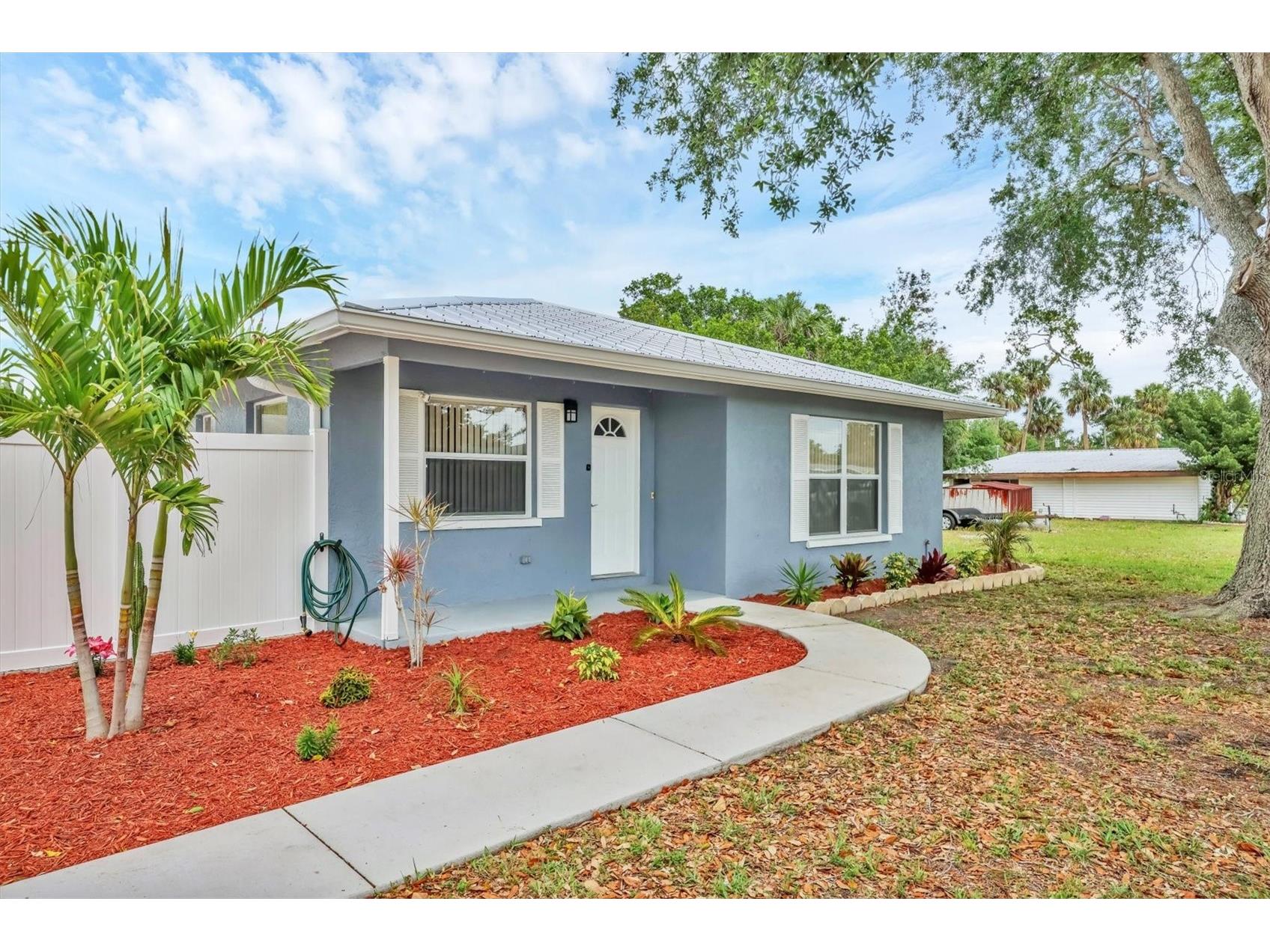 2715 52nd Avenue Terrace W Bradenton FL 34207 A4686957 image3