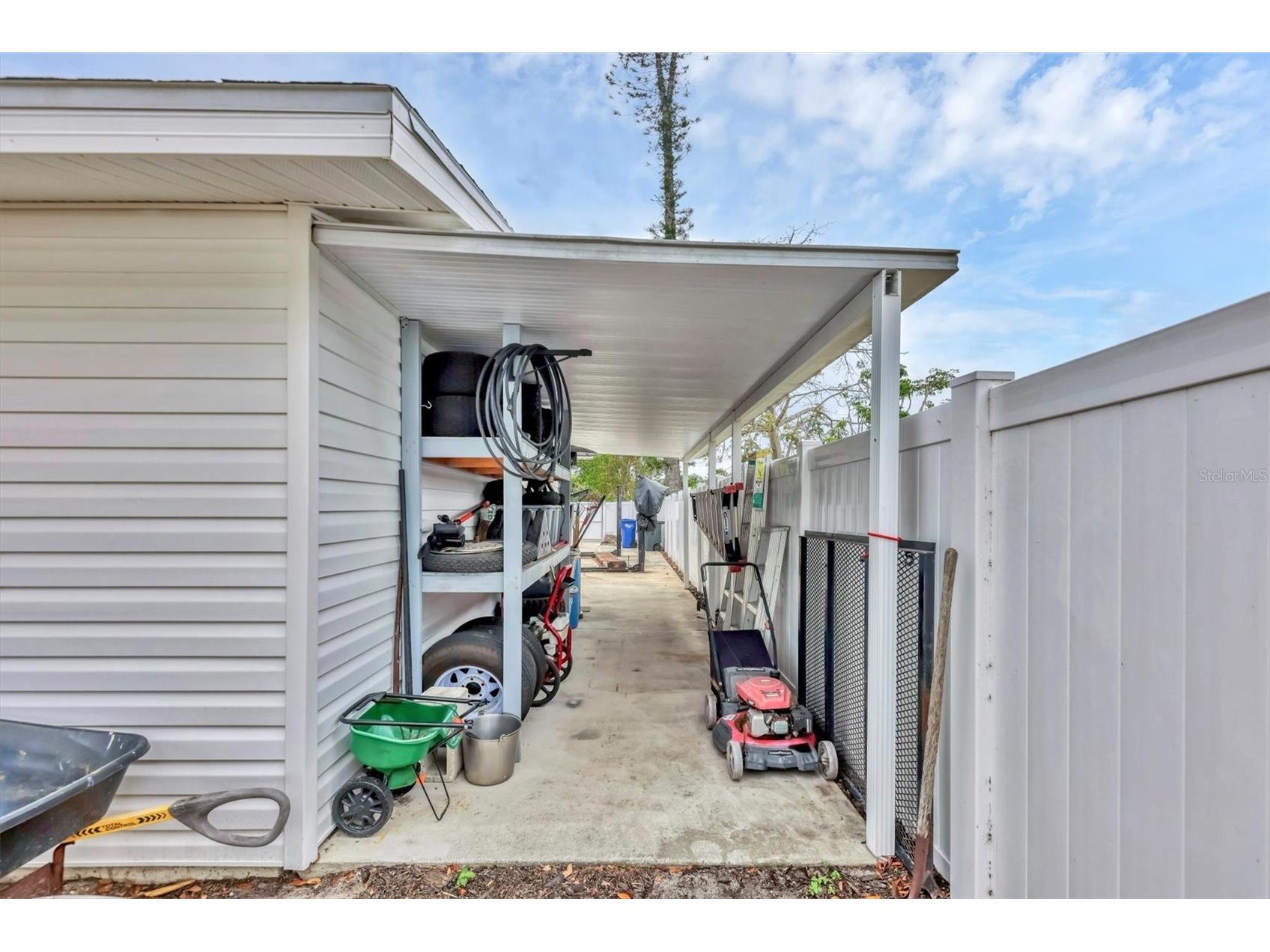 2715 52nd Avenue Terrace W Bradenton FL 34207 A4686957 image33