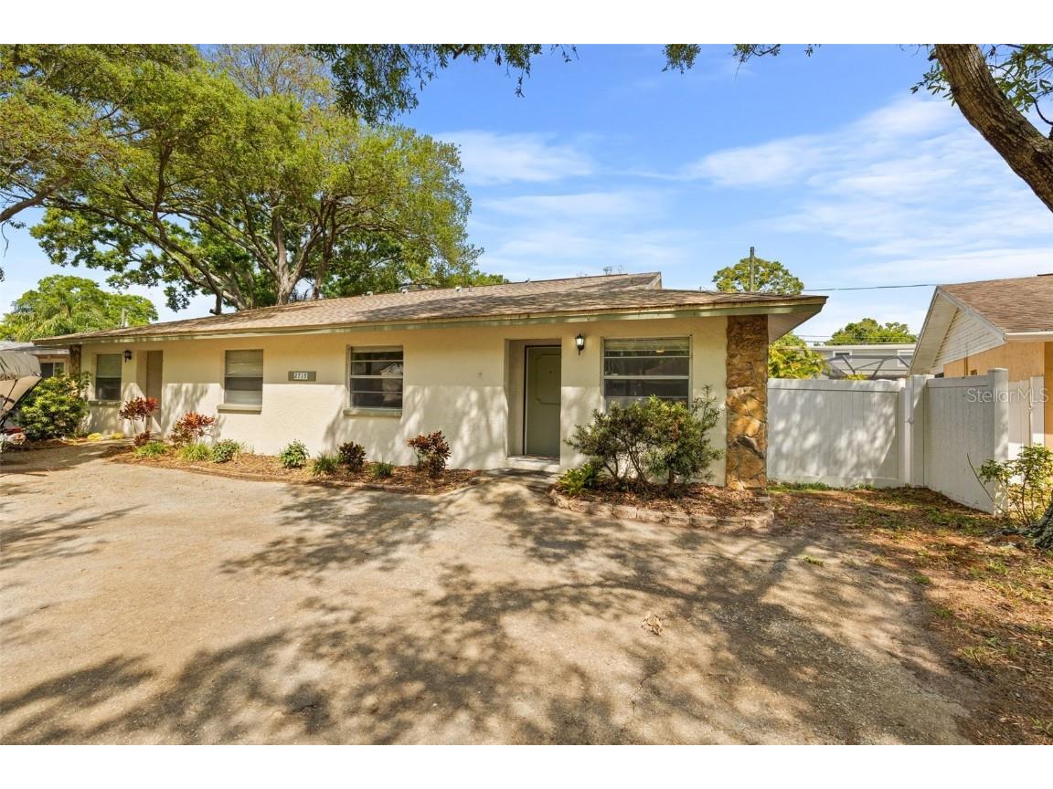 2715 63rd Terrace N #B Saint Petersburg FL 33702 U8234327 image1