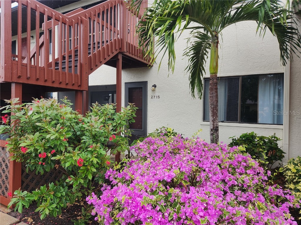 2715 72nd Street Court W Bradenton FL 34209 A4589617 image1