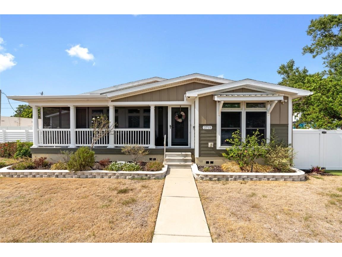 2715 9th Avenue N Saint Petersburg FL 33713 TB8457051 image1