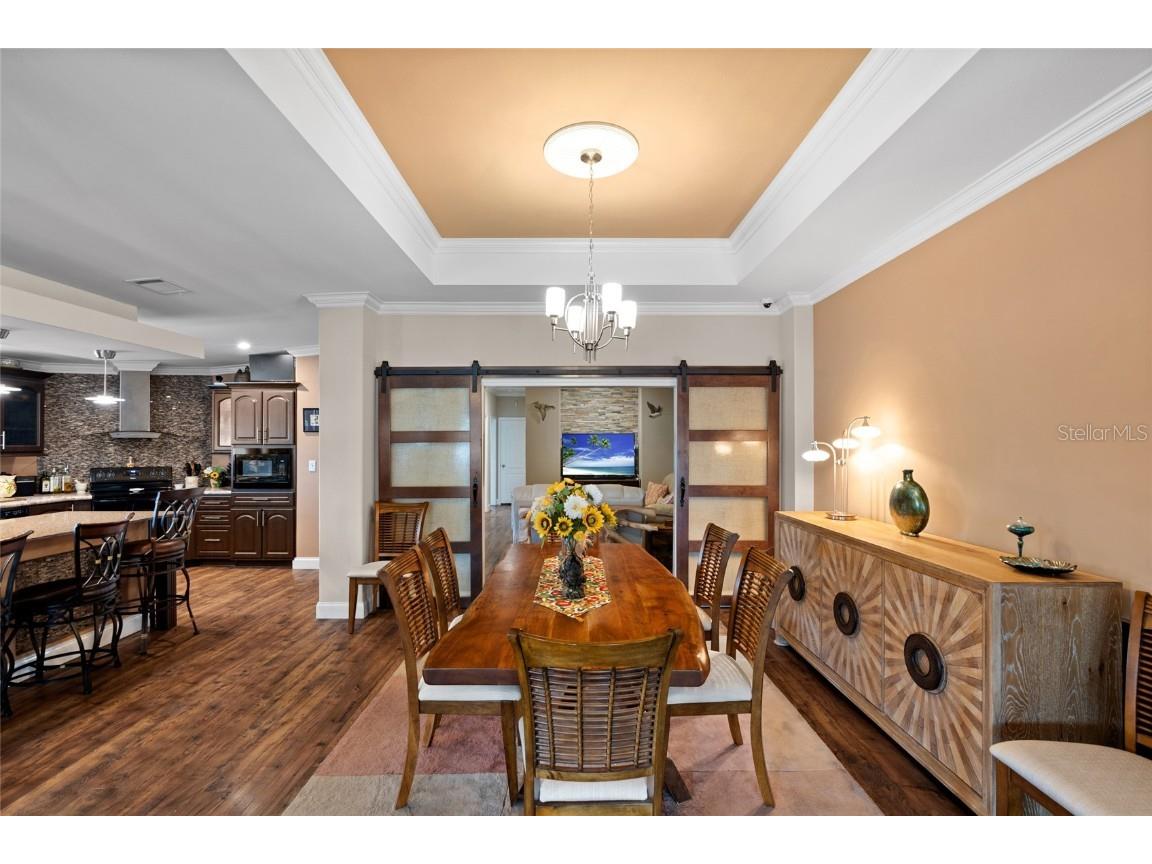 2715 9th Avenue N Saint Petersburg FL 33713 TB8457051 image4