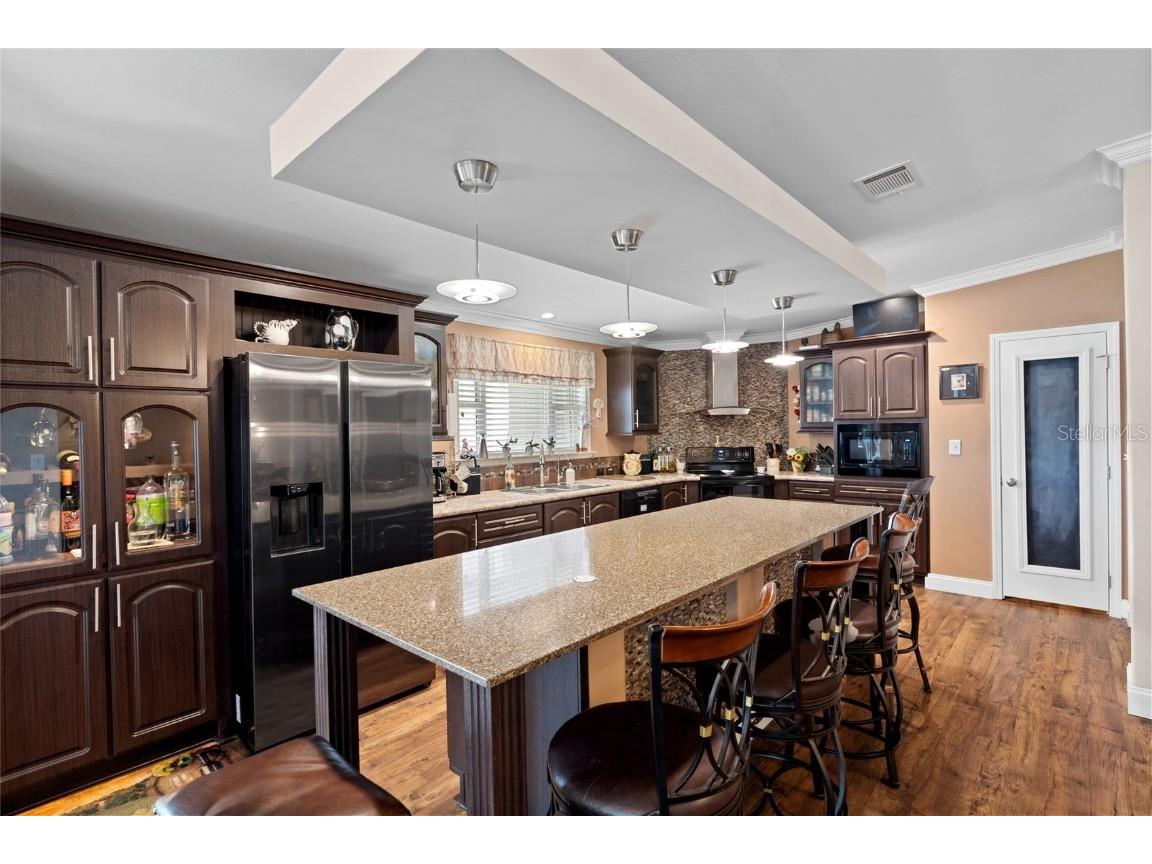 2715 9th Avenue N Saint Petersburg FL 33713 TB8457051 image9