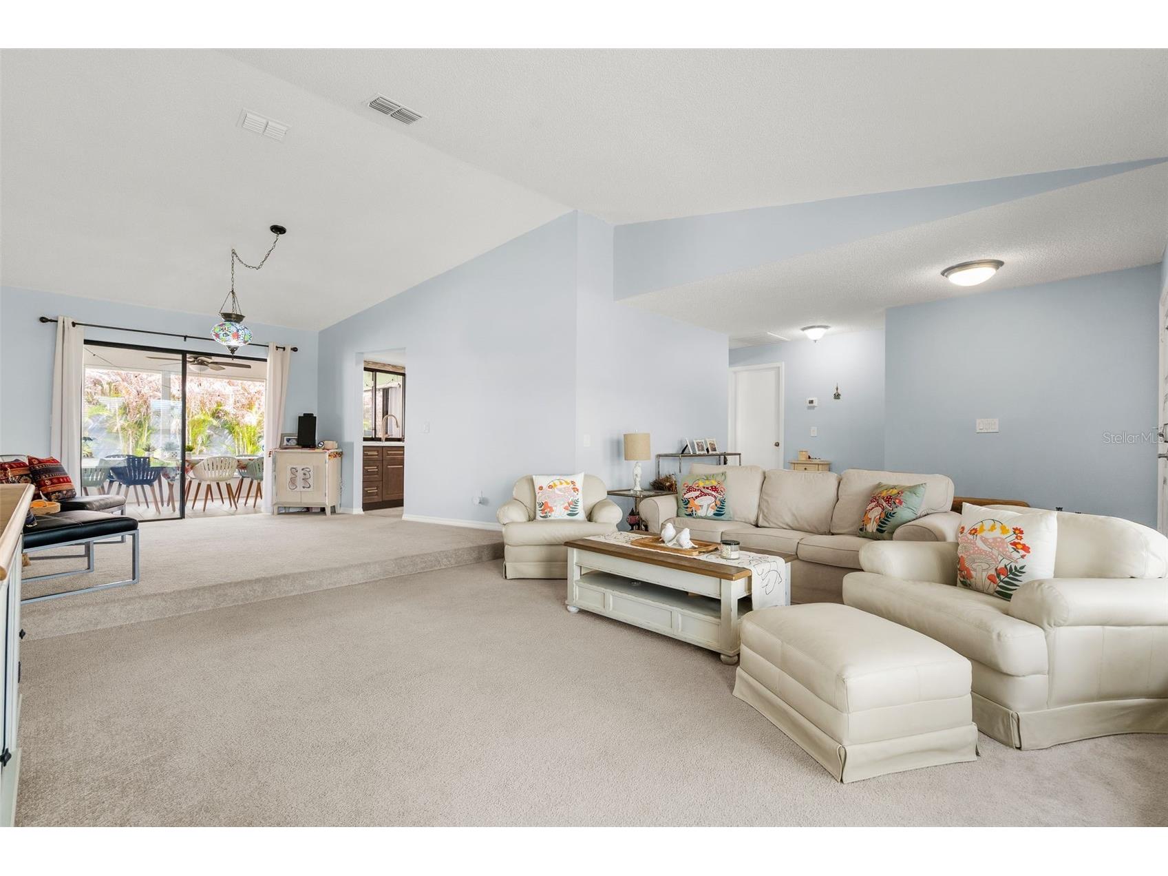 2715 Berryknoll Place Valrico FL 33596 TB8478072 image10