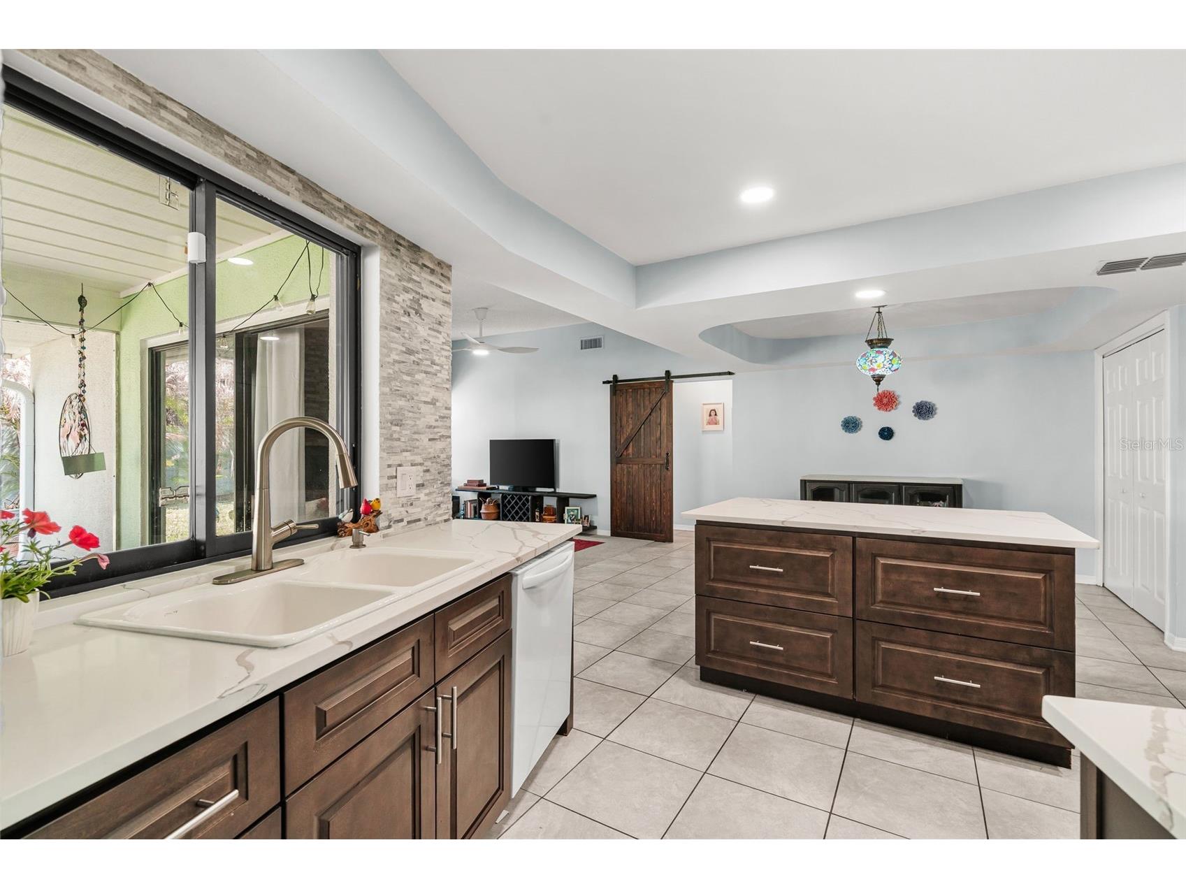2715 Berryknoll Place Valrico FL 33596 TB8478072 image17
