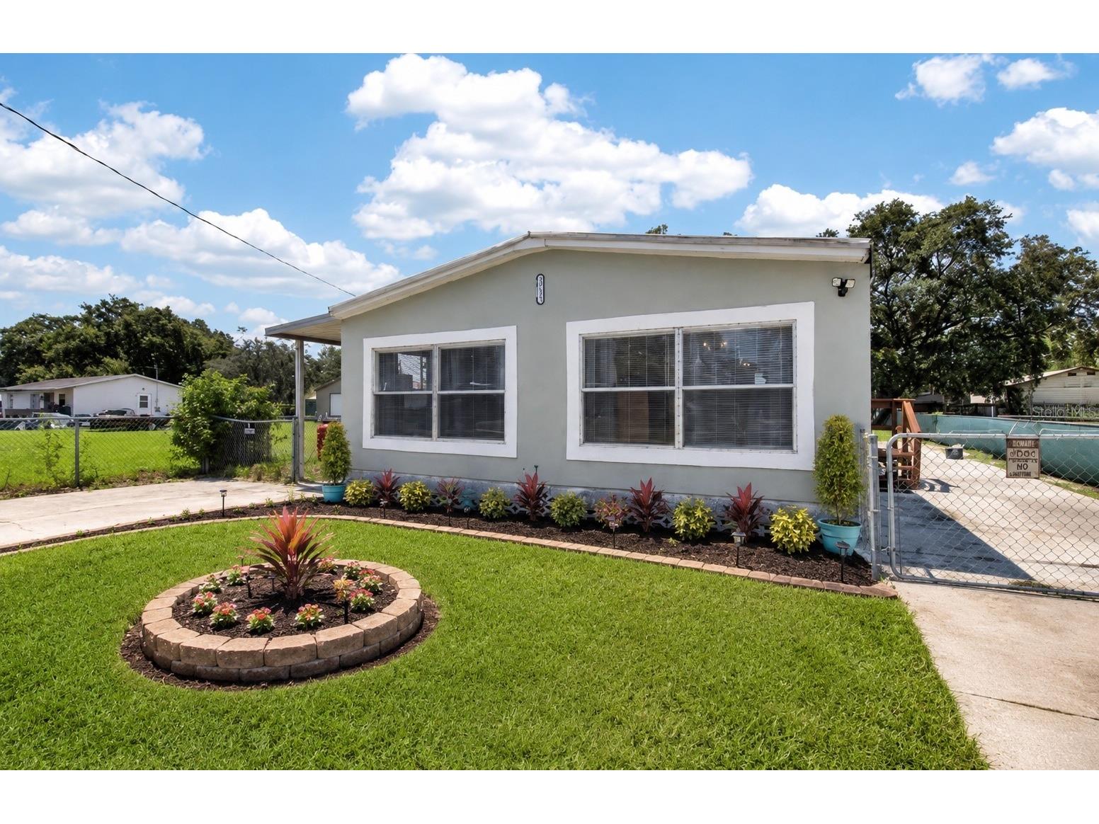 2715 Eaton Avenue Eaton Park FL 33840 TB8521841 image1