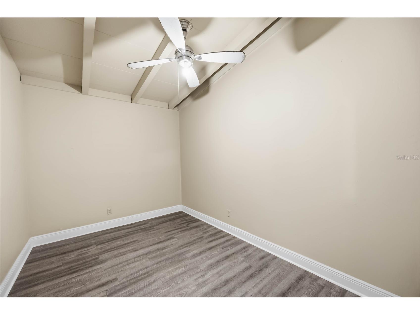 2715 Ingot Place Sarasota FL 34235 A4694449 image17