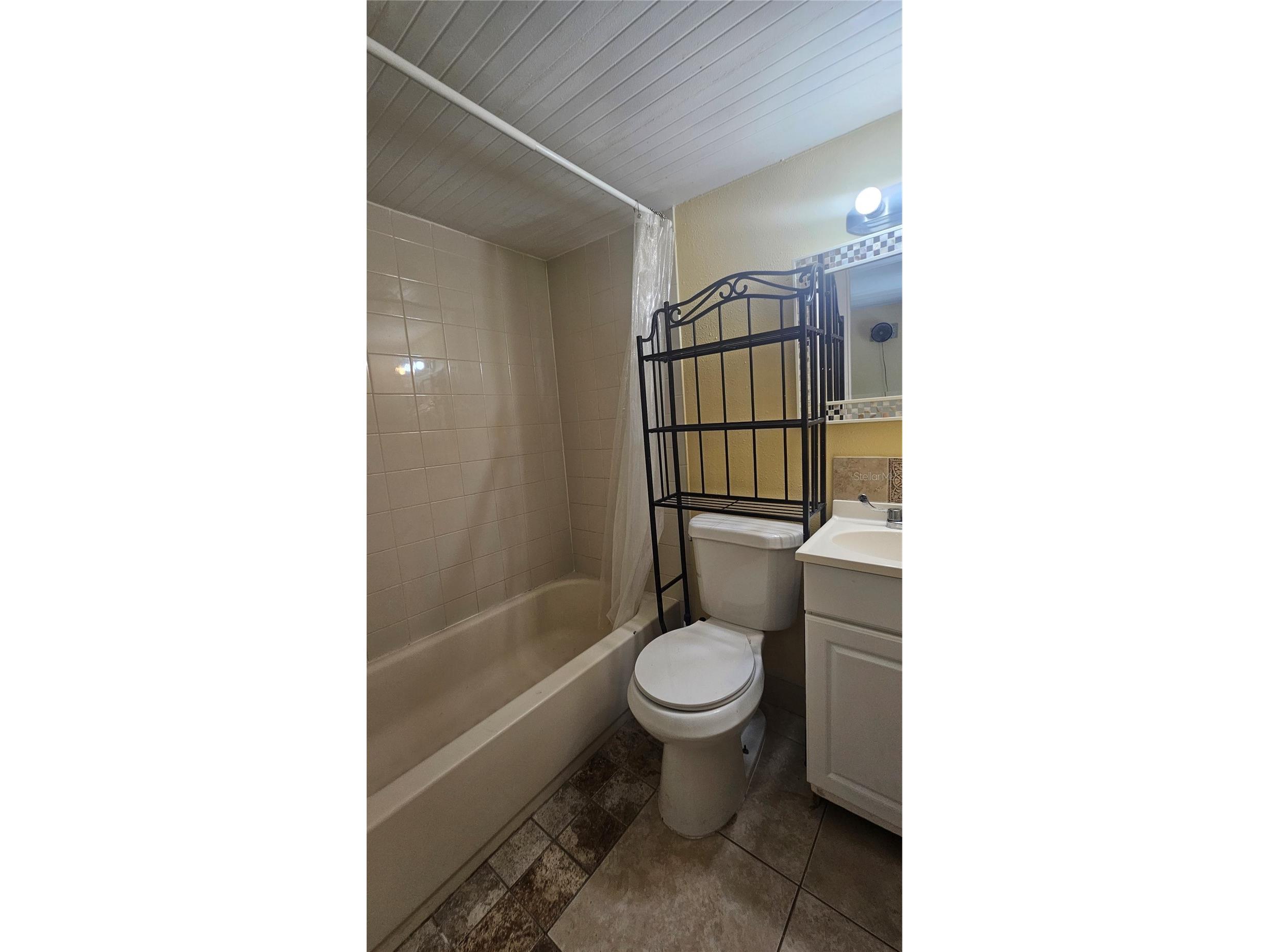 2715 Ingot Place Sarasota FL 34235 A4694449 image36
