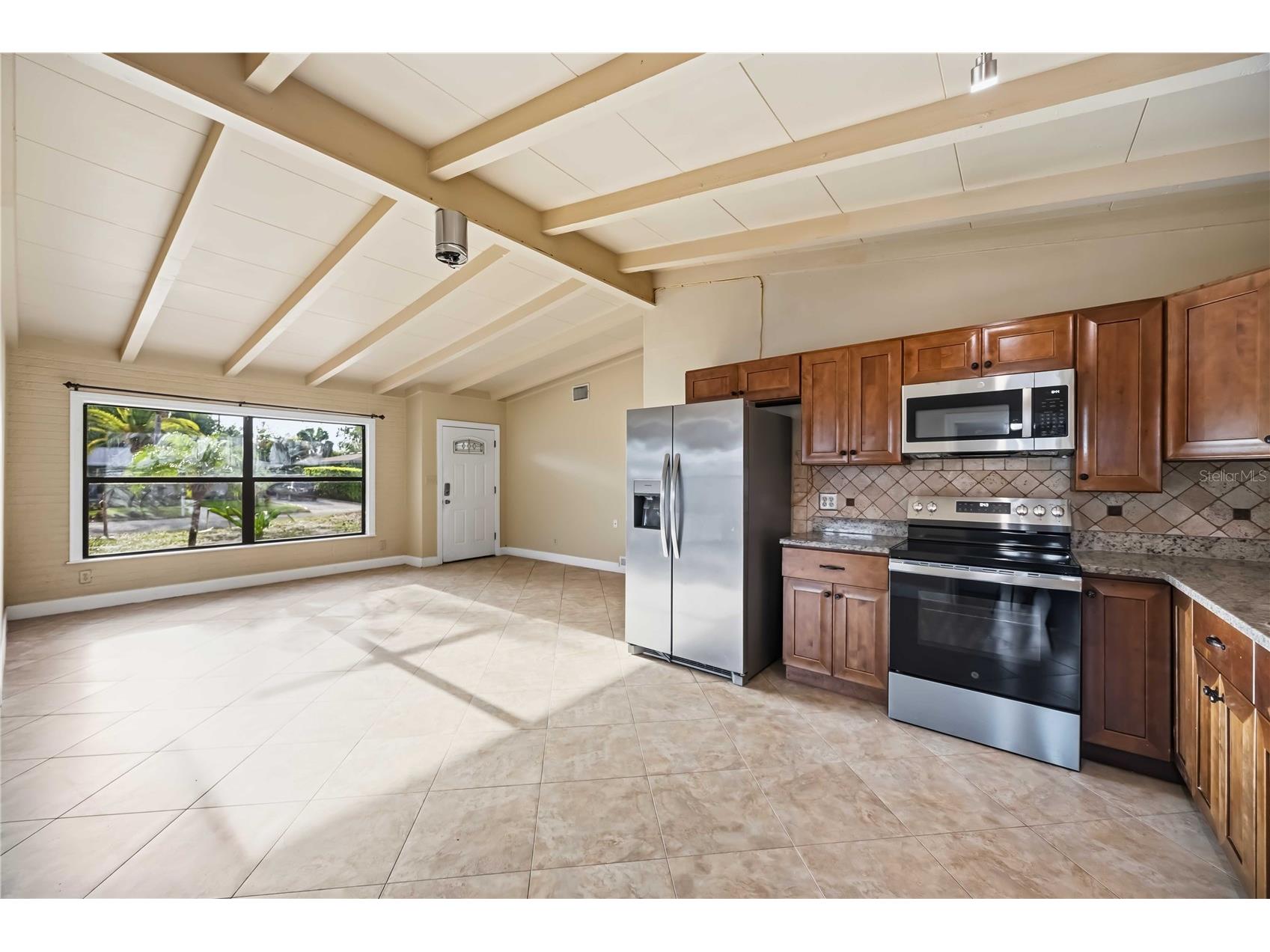 2715 Ingot Place Sarasota FL 34235 A4694449 image4