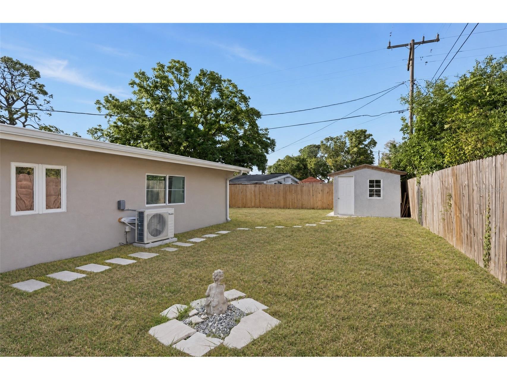 2715 Ingot Place Sarasota FL 34235 A4694449 image42