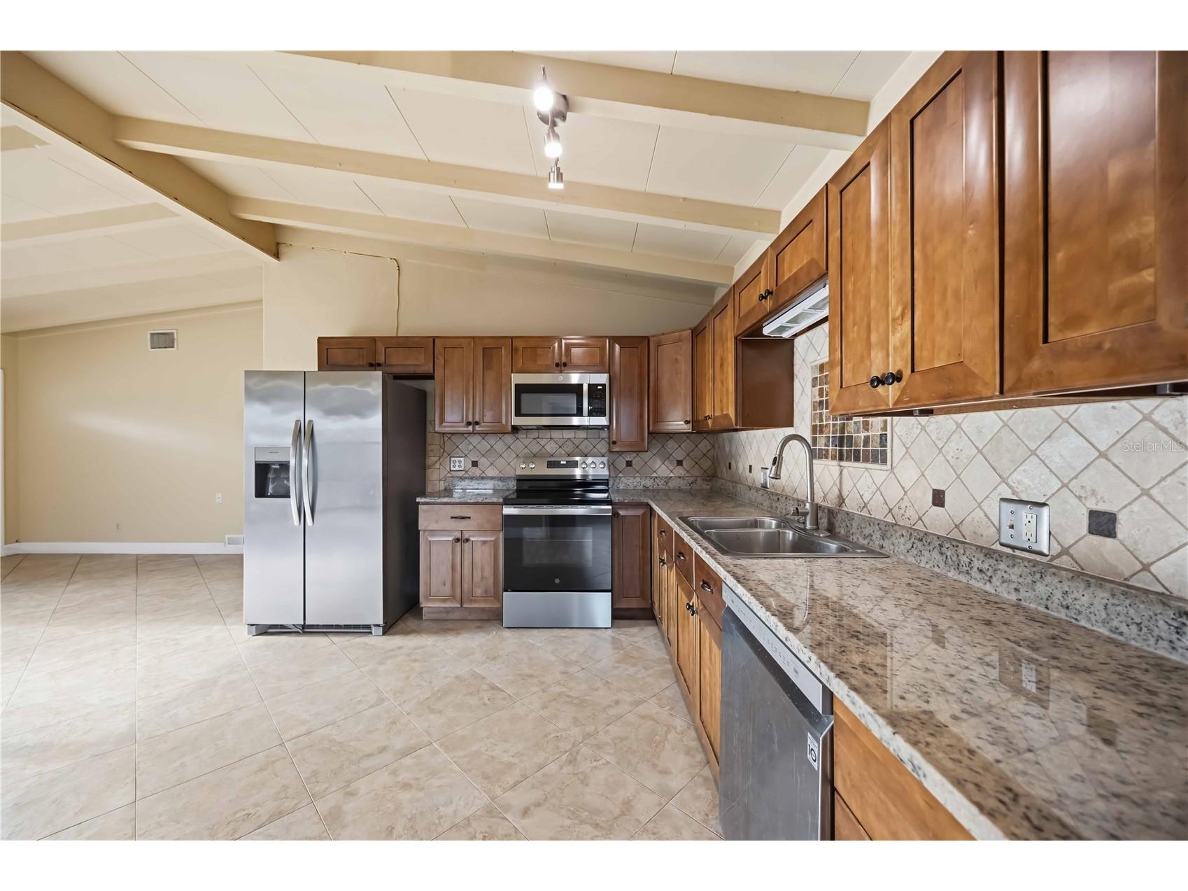 2715 Ingot Place Sarasota FL 34235 A4694449 image7