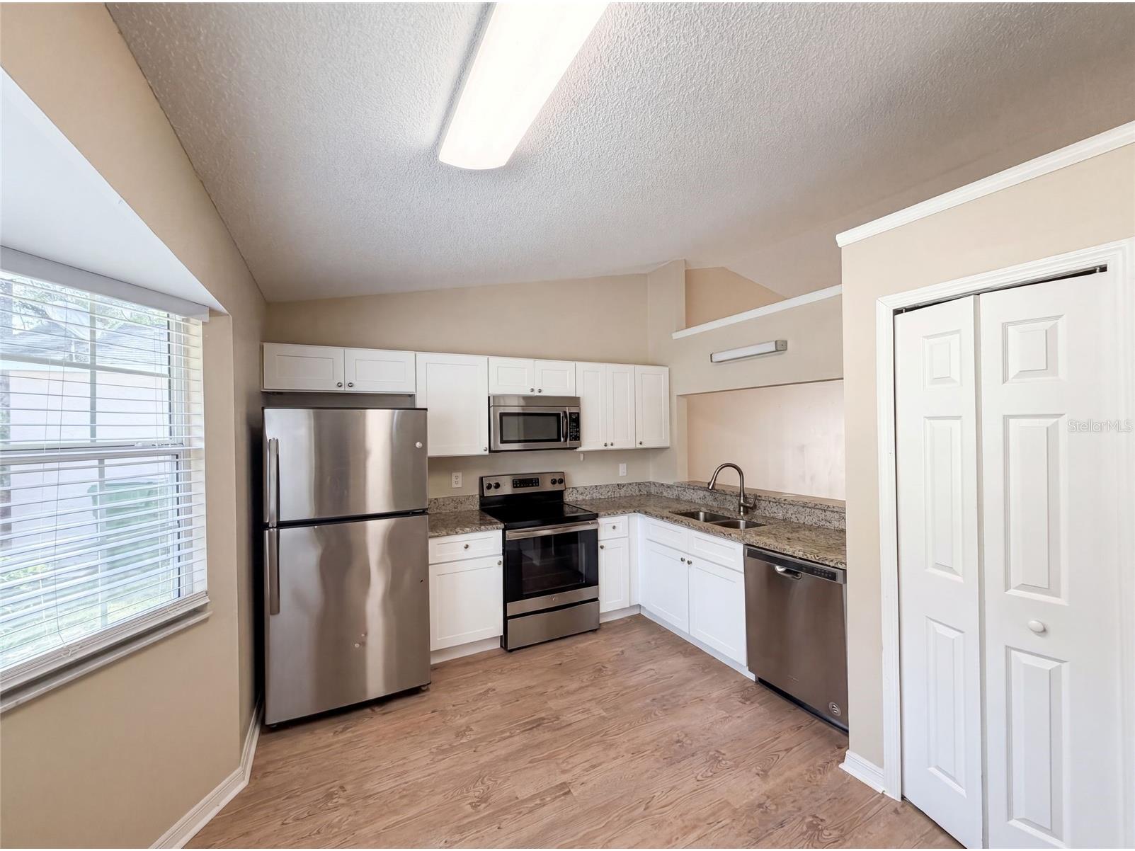 2715 Lorraine Drive Leesburg FL 34748 O6423666 image2