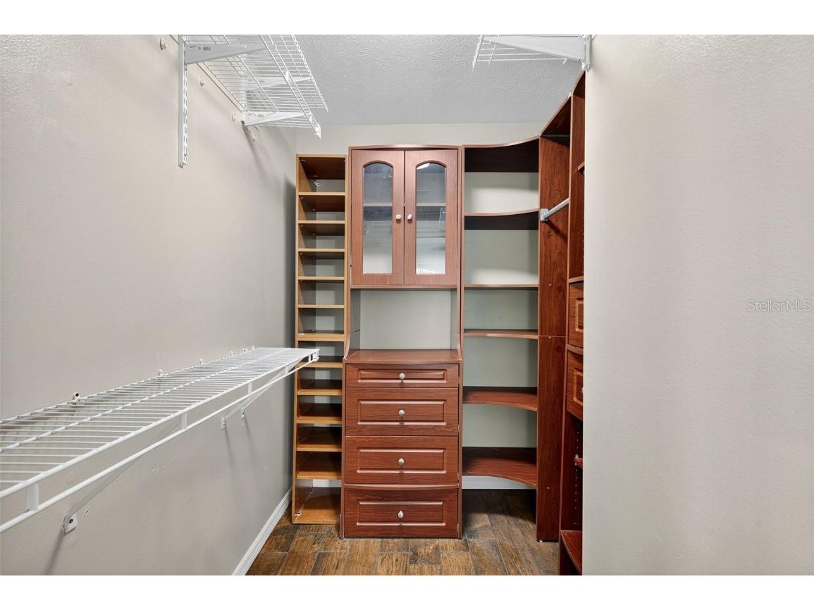 2715 Mock Orange Court Valrico FL 33594 TB8434820 image32