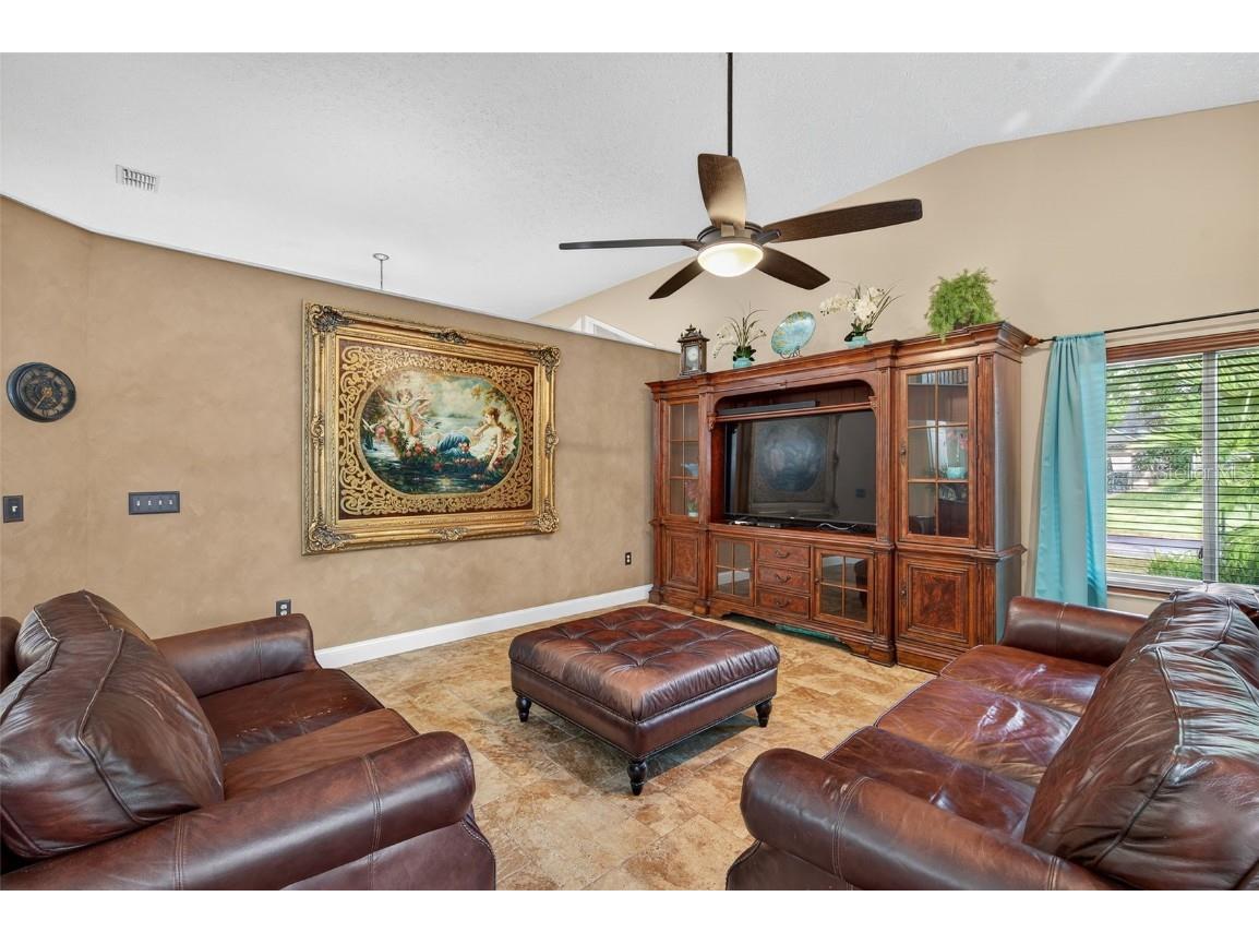 2715 Mock Orange Court Valrico FL 33594 TB8434820 image46