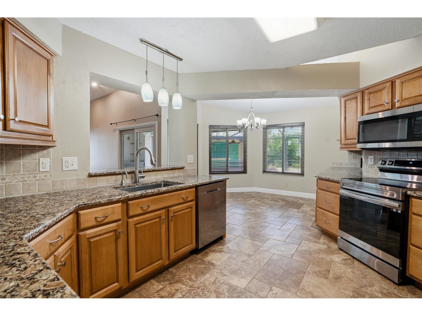 2715 Mock Orange Court Valrico FL 33594 TB8510258 image21