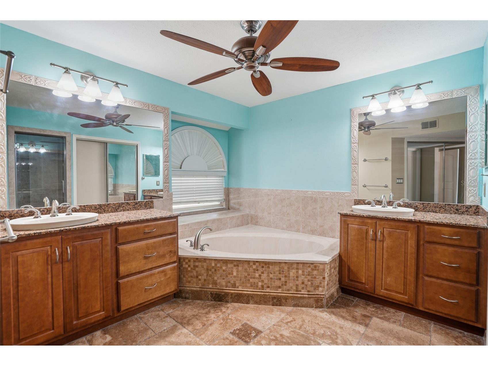 2715 Mock Orange Court Valrico FL 33594 TB8510258 image28