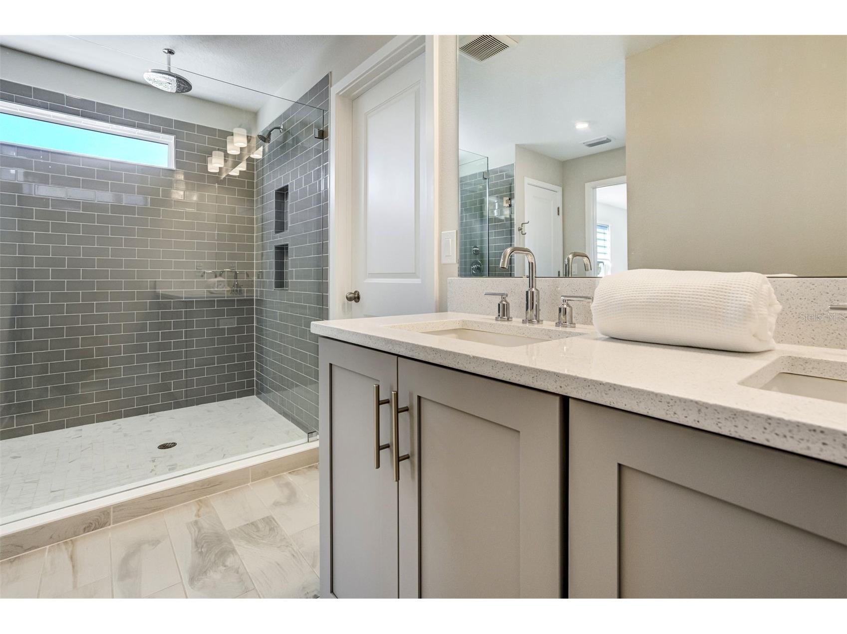 2716 13th Avenue N Saint Petersburg FL 33713 TB8486280 image16
