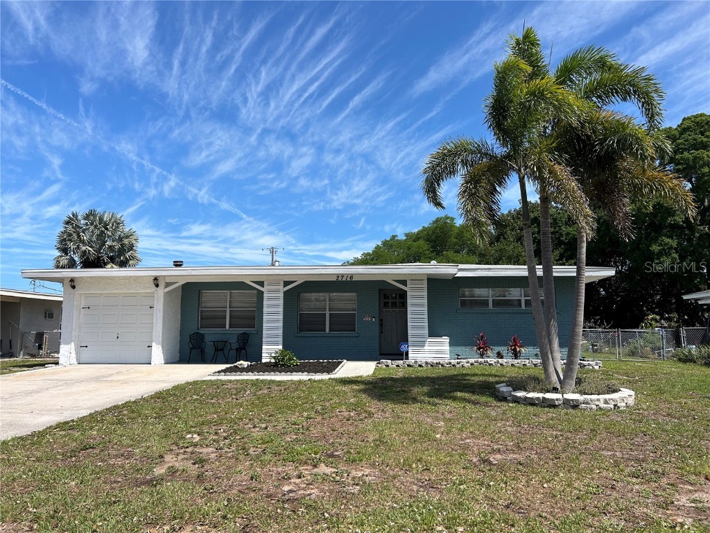 2716 26th Avenue Drive W Bradenton FL 34205 A4606041 image1